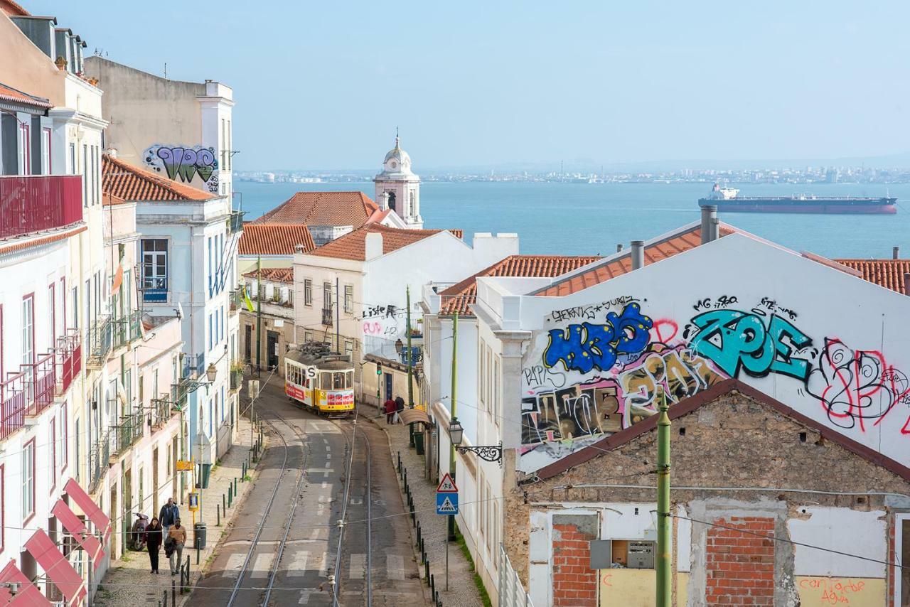 Myplacelisbon - Alfama River View Apartment Eksteriør billede